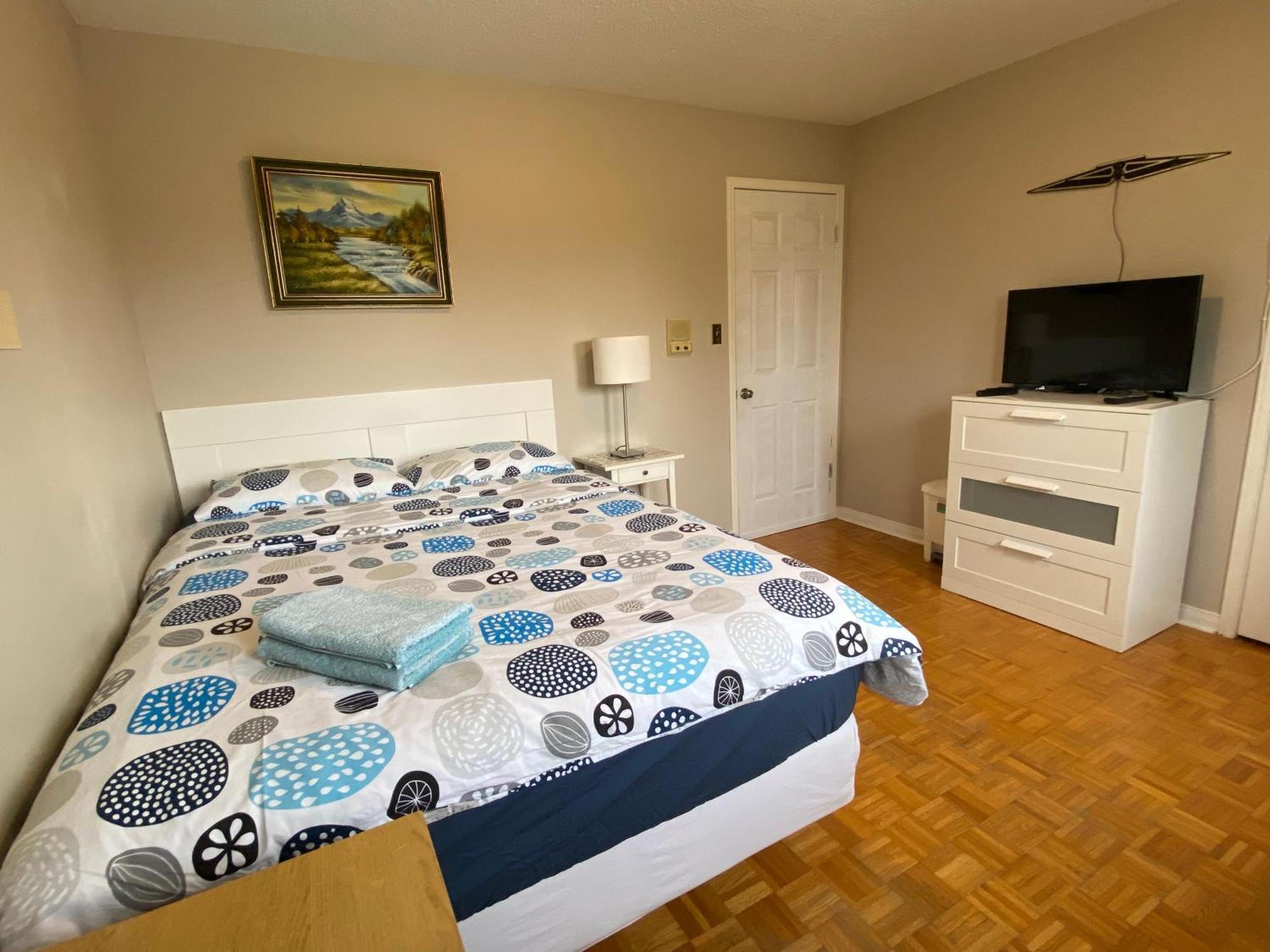 Comfort Rooms Near Toronto Airport Mississauga Oda fotoğraf